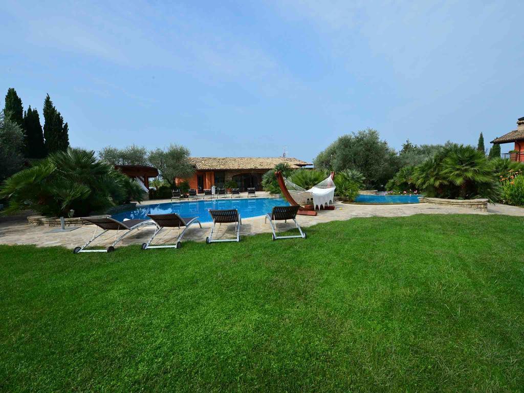 Bebdoremi Desenzano del Garda Exterior photo